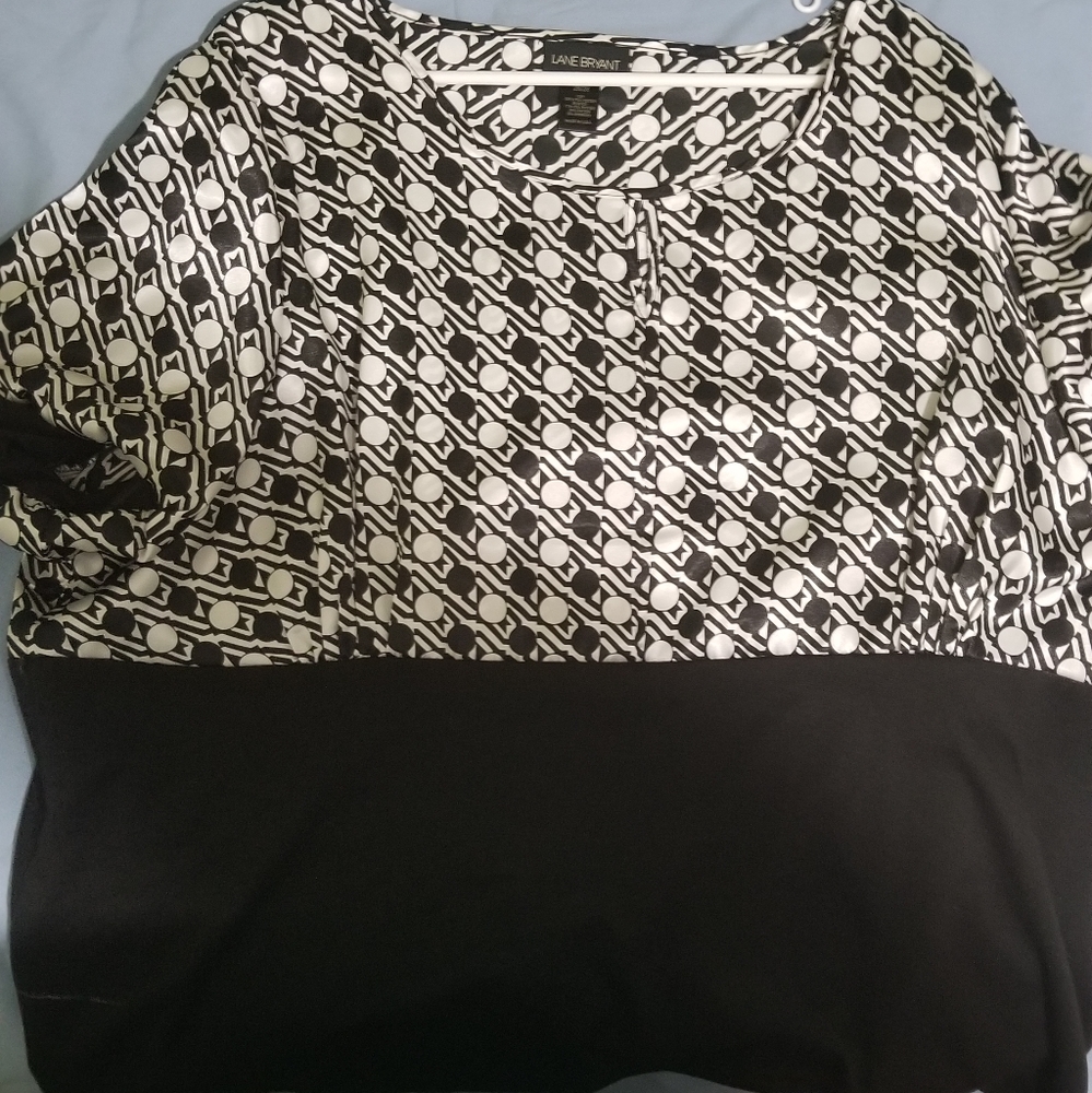Lane Bryant Black and White 26/28 Blouse